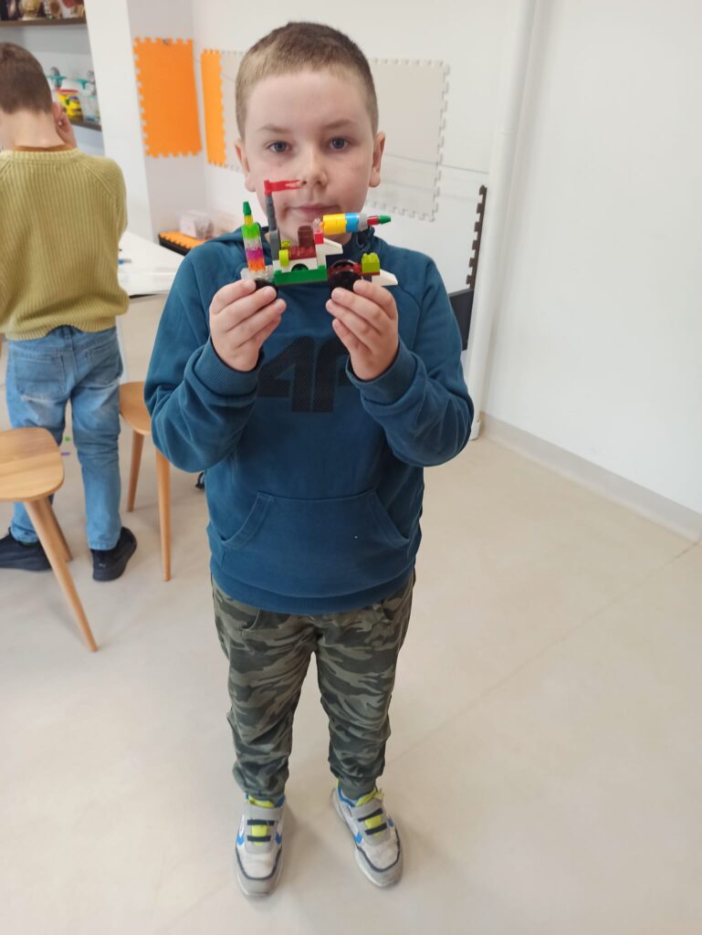 PHOTO 2024 04 18 15 55 18