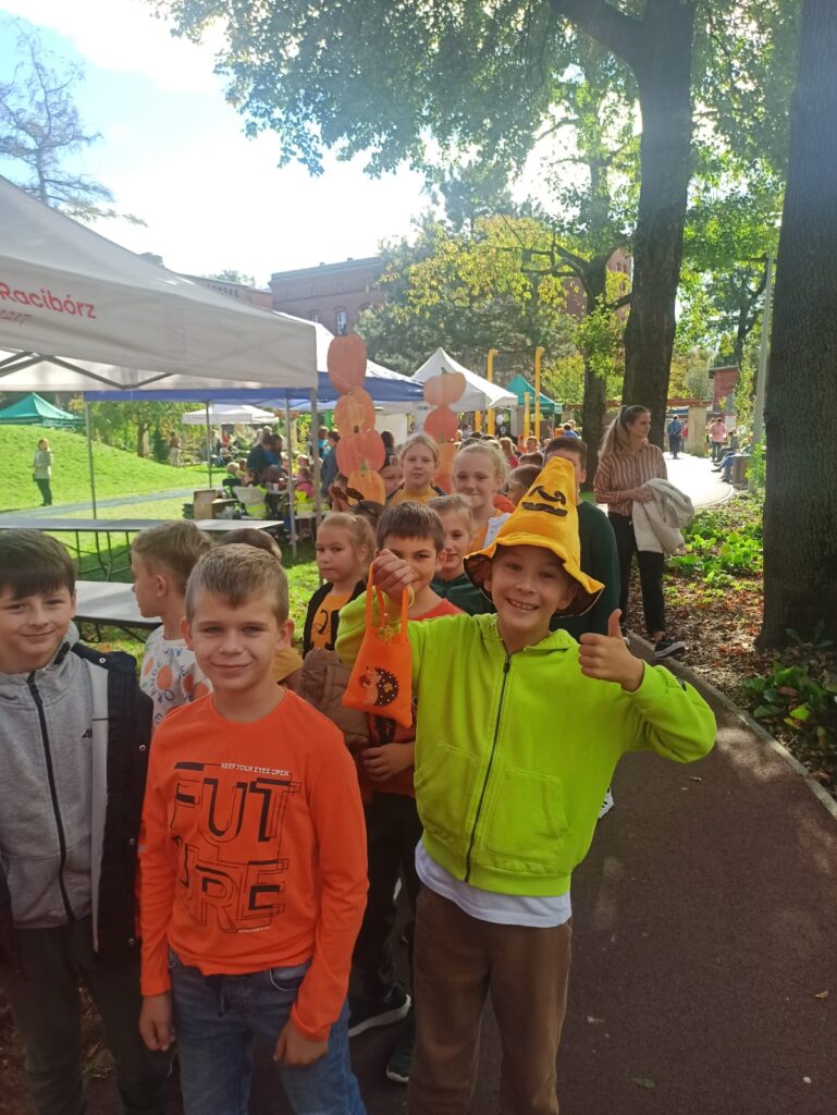 PHOTO 2024 09 27 18 35 29 2