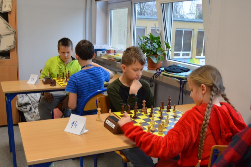mikolajkowy 24 22
